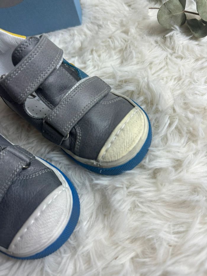 Paire de sandales grise Franco Romagnoli taille 22 - photo numéro 3