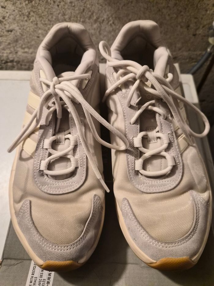 Baskets adidas oreille taille 44 2/3