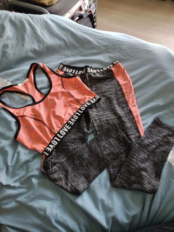 Ensemble de sport