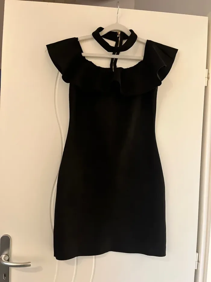 Robe noir effet velour fin