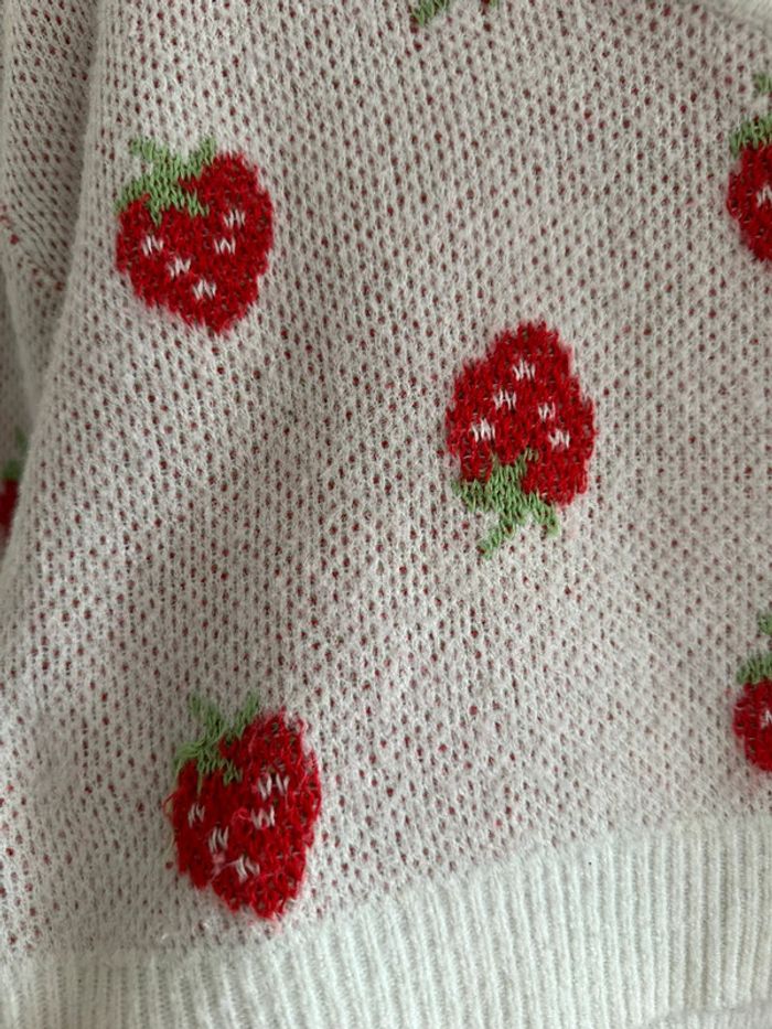 Pull fraises - photo numéro 5