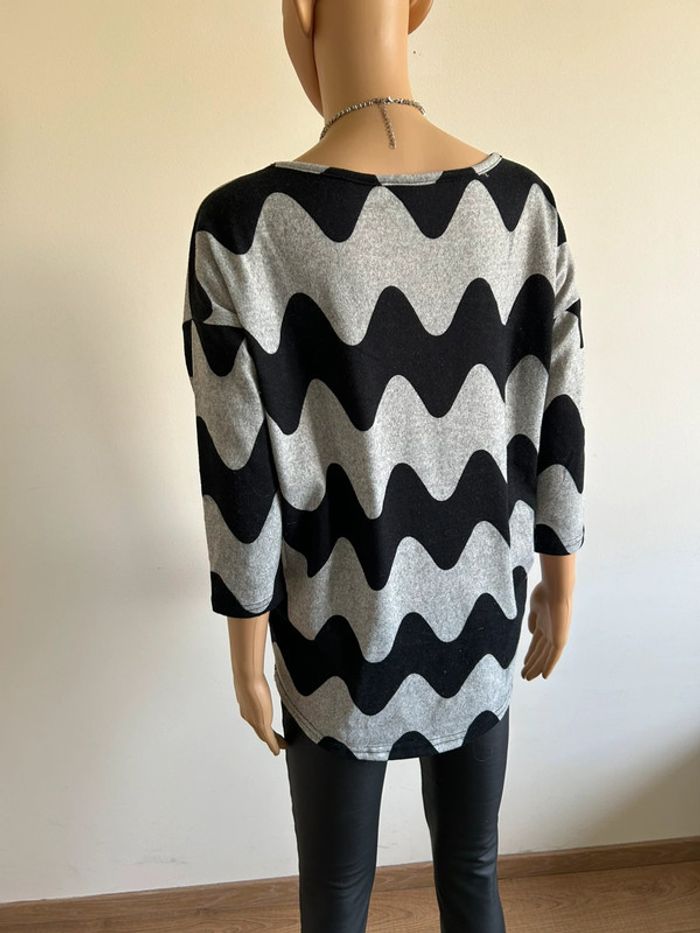 Pull léger gris et noir Only taille S excellent état - photo numéro 8