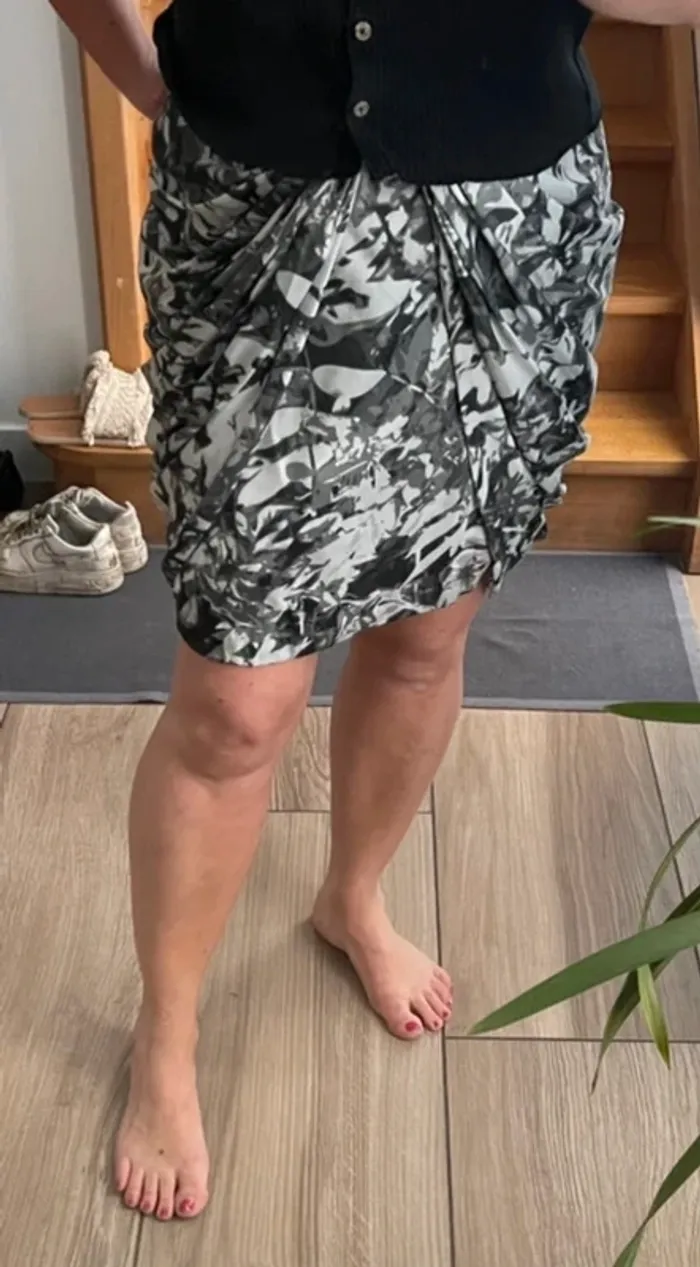 Superbe Jupe chic neuve H&M 🌸 42 - photo numéro 8