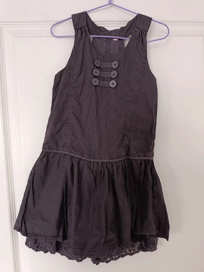 Robe 5 ans état impeccable