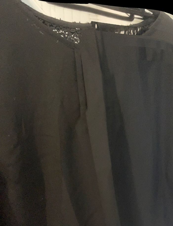 Haut 👚 - photo numéro 4