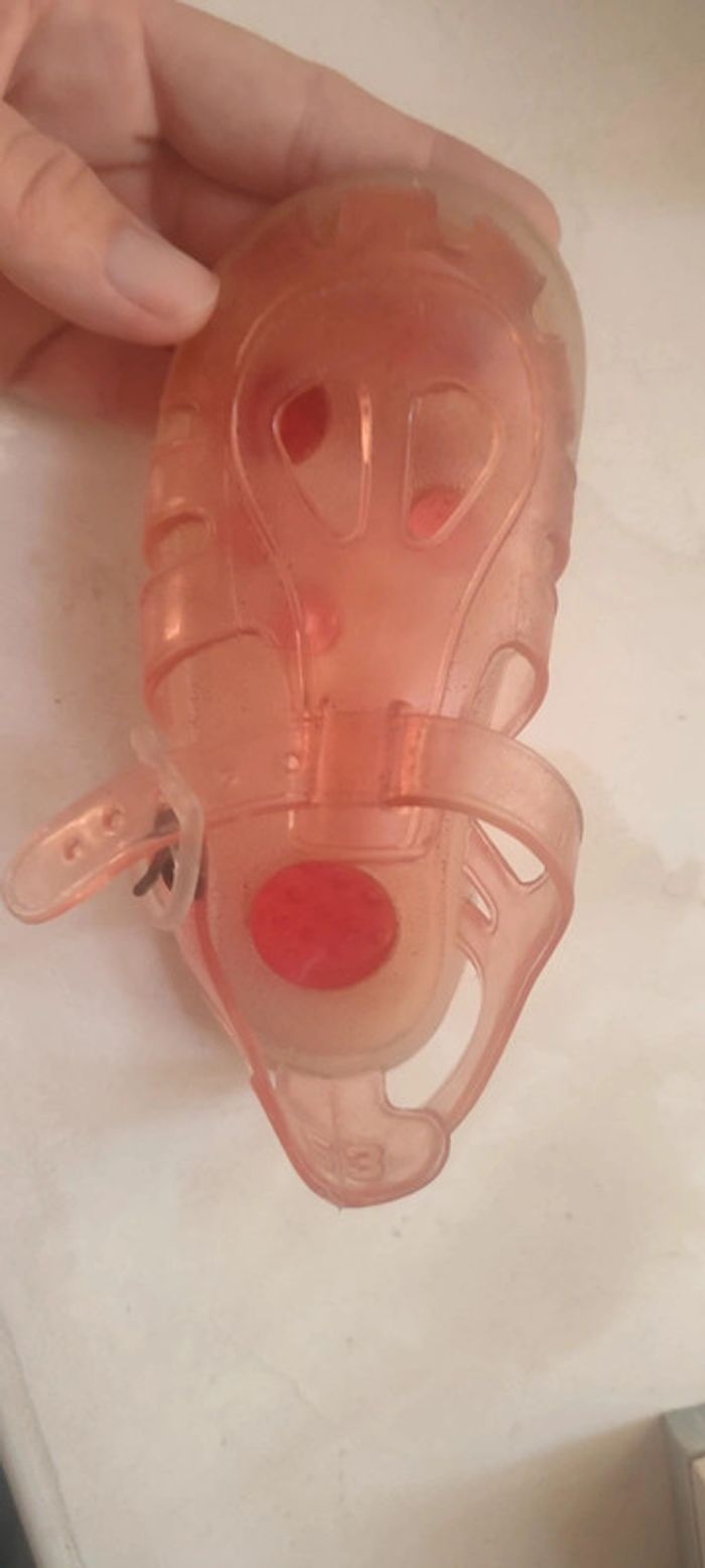 Sandales d'eau gauche 23