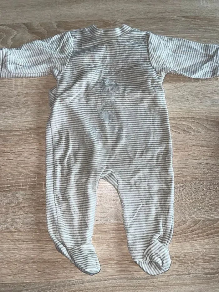 Lot de Pyjama velours 3 mois - photo numéro 3