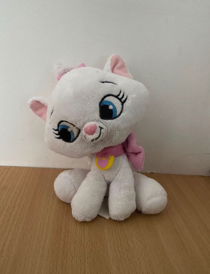 Petite peluche marie