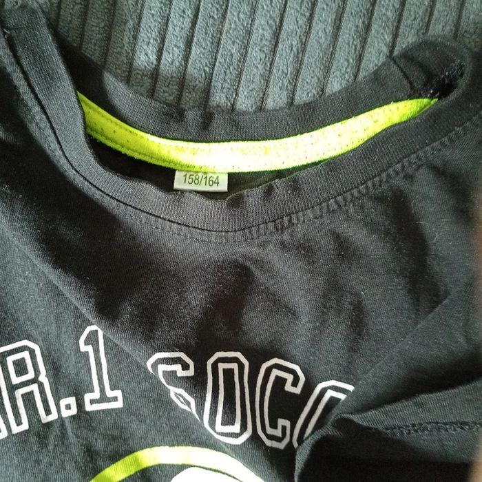 T-shirt taille 158/164 - photo numéro 3