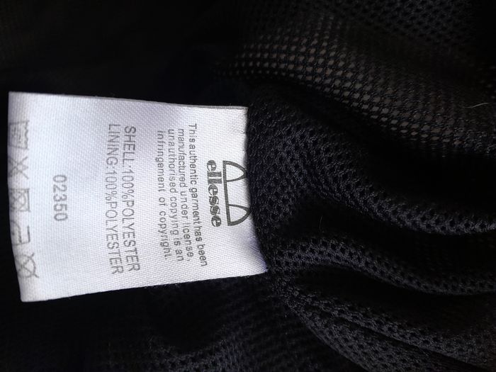 Coupe Vent treillis ELLESSE .Taille S - photo numéro 8
