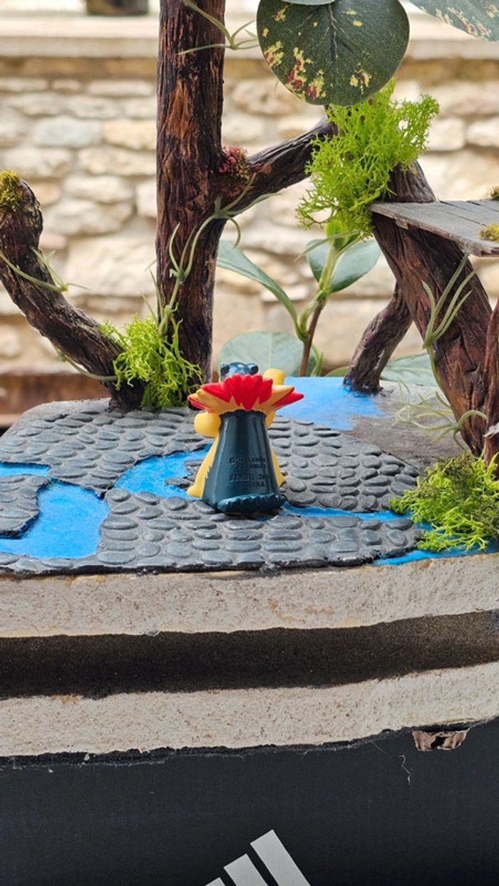 Super figurine Pokemon Nintendo finger puppet typhlosion - photo numéro 3