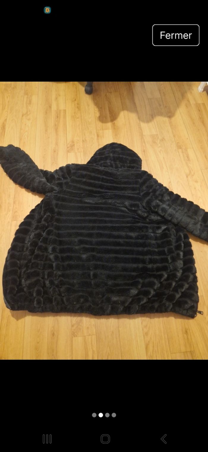 Manteau fausse fourrure reversible - photo numéro 2
