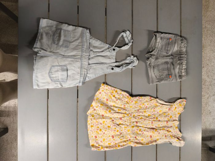 Lot vêtements fille 24 mois - photo numéro 2
