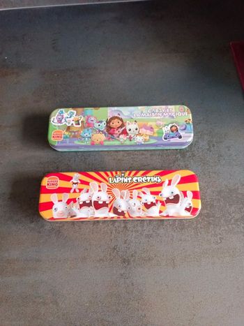 2 boîtes en métal Burger King