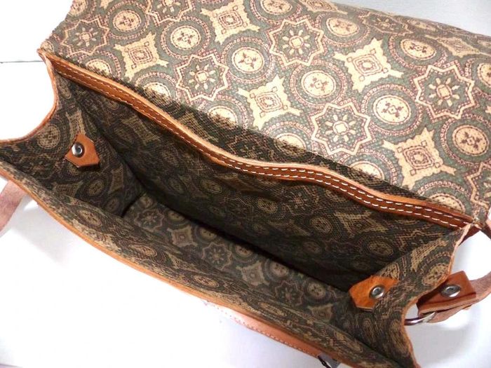 Sac bandoulière camel NEUF en cuir pleine fleur tannage naturel & laine Kilim besace ethnique - photo numéro 9