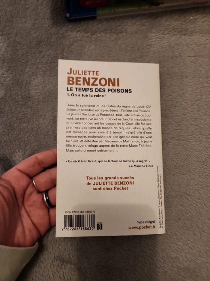 Livre : Le temps des poisons - photo numéro 5