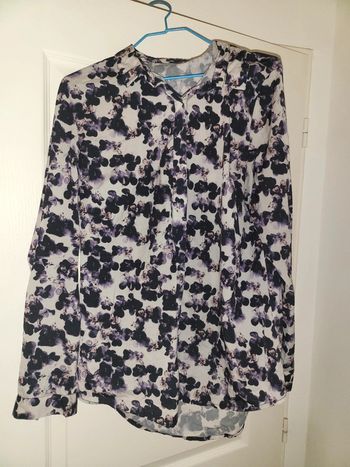 Chemisier blanc motifs fleurs