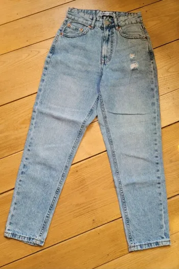 Jean mom xxs