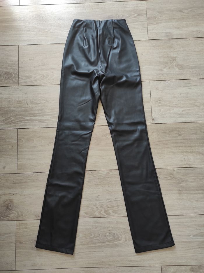 Pantalon fendu simili cuir Amisu noir - photo numéro 4