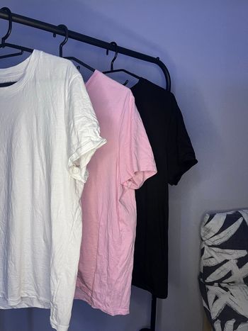 Lot de trois Teeshirts