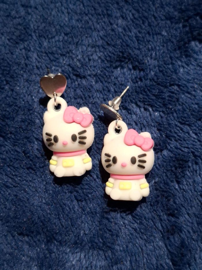Boucles d'oreilles Kuromi - photo numéro 5