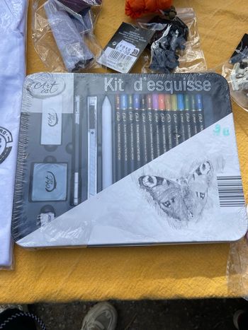 Kit esquisse crayon neuf 