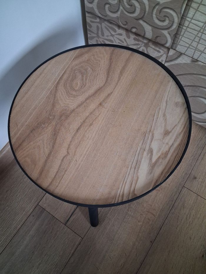 Table d'appoint - photo numéro 3