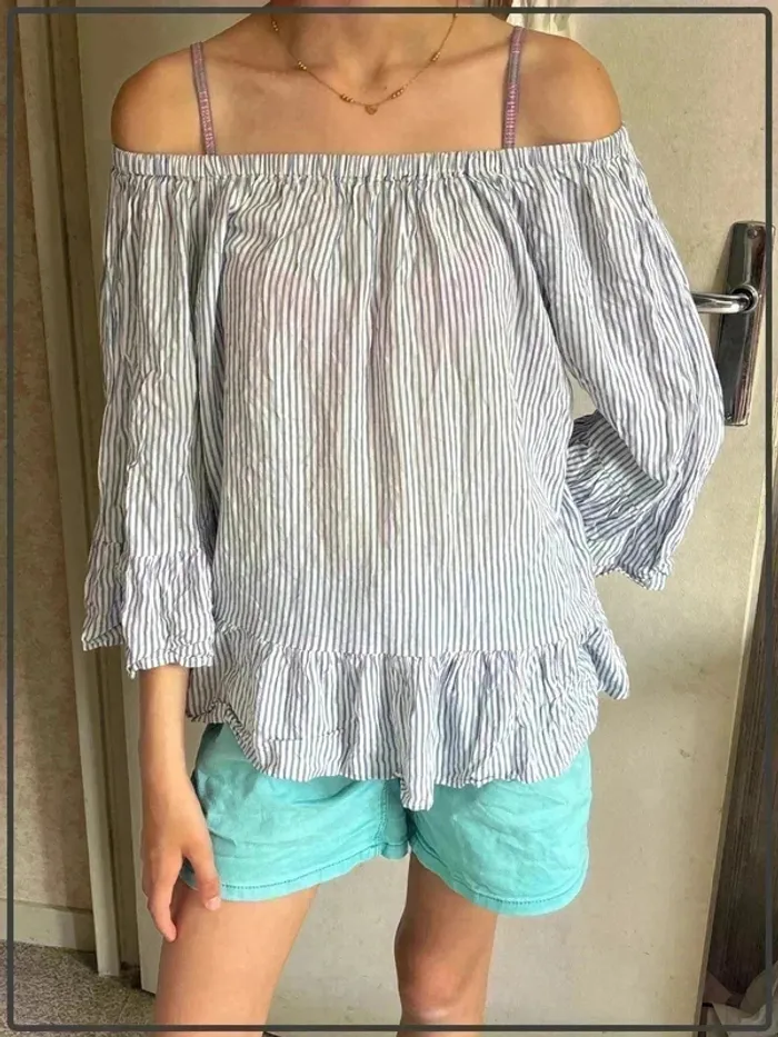 Blouse à rayure taille 12ans