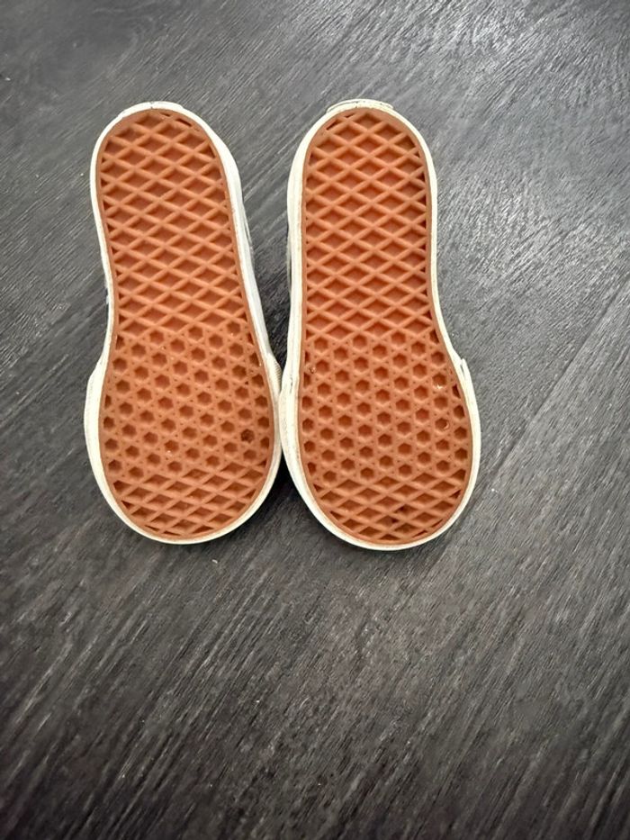 Vans pointure 22 - photo numéro 3
