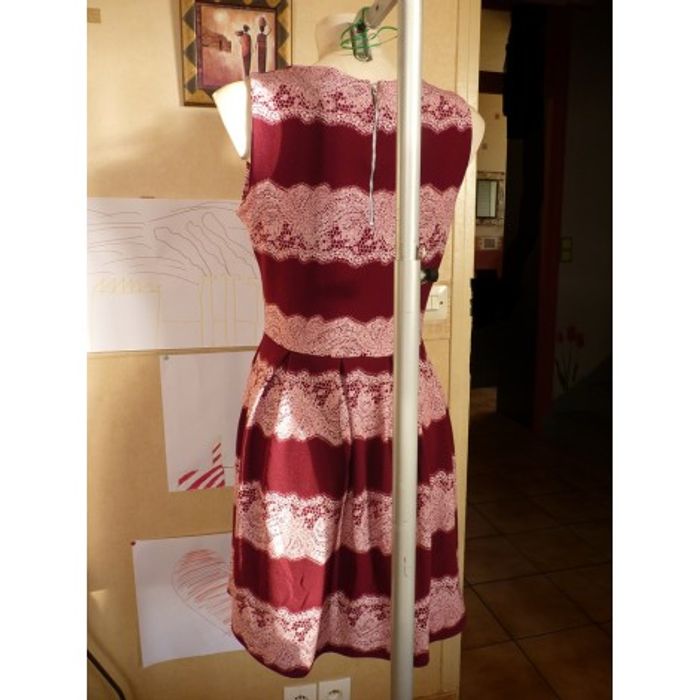 ROBE COURTE FAS - Fille A Suivre - Taille 40 - photo numéro 2