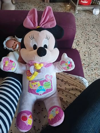Peluche Minnie interactive