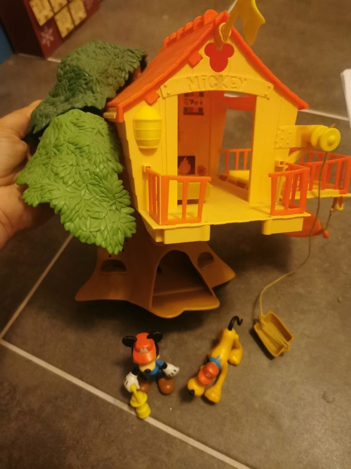 La cabane sans l'arbre mickey - photo numéro 2