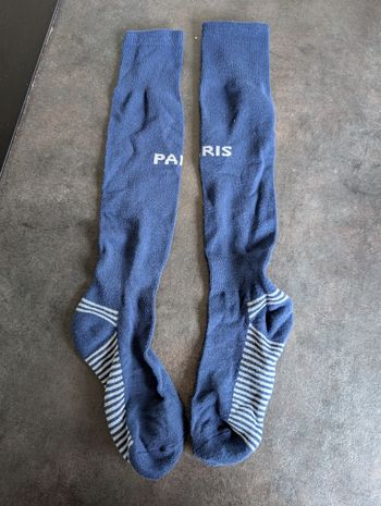 Paire de chaussettes de foot PSG 31-34