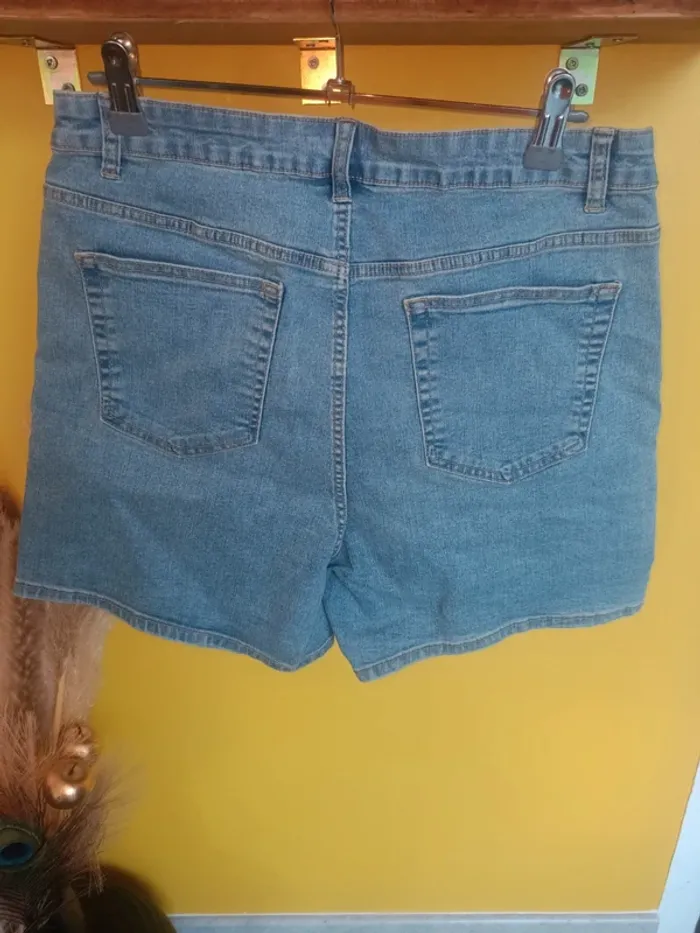Short en jean taille XL Kiabi - photo numéro 4
