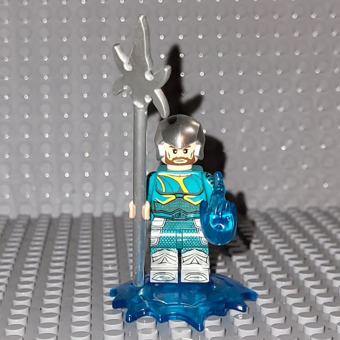 Minifigure / Figurine  - DC Comics  - Aquaman  🔱  Roi Nereus - photo numéro 2