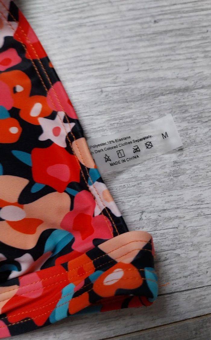 Maillot de bain 2 pièces fleuris - photo numéro 3