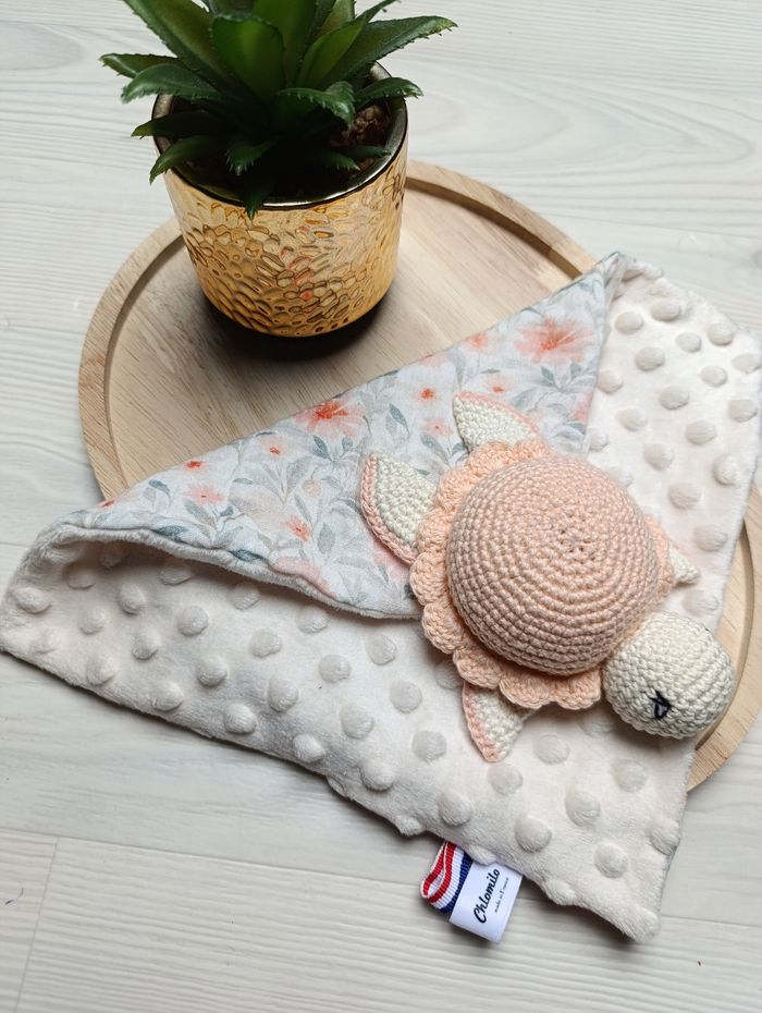 Doudou tortue personnalisé - photo numéro 2