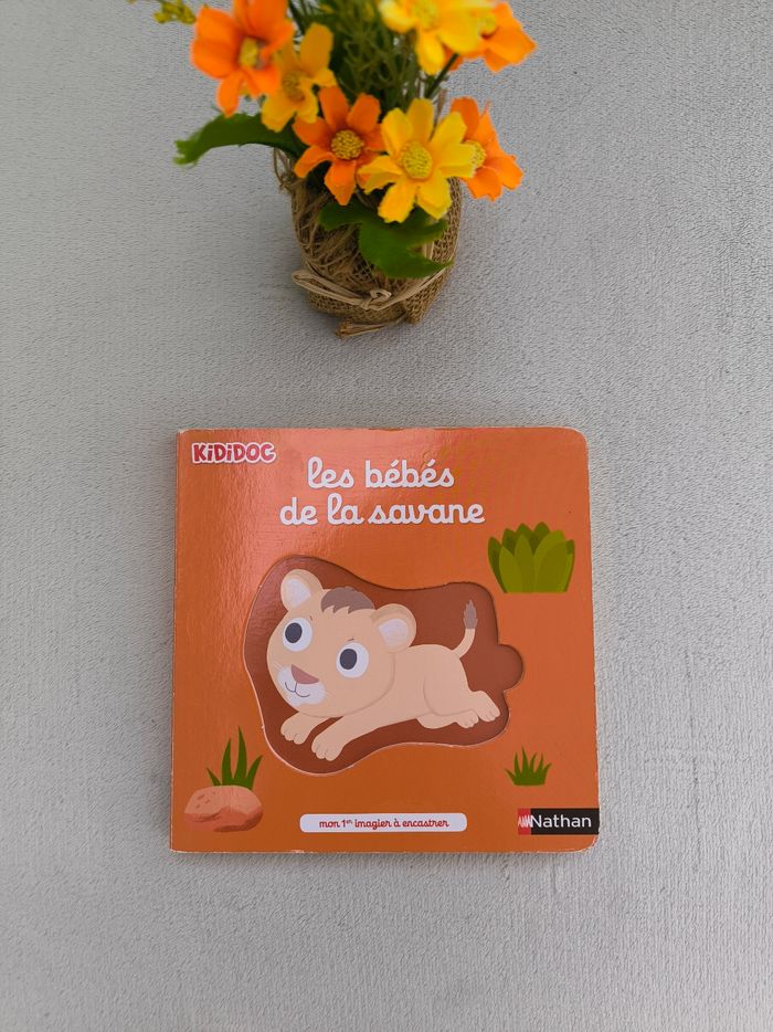 Livre Kididoc Les bébés de la savane Nathan