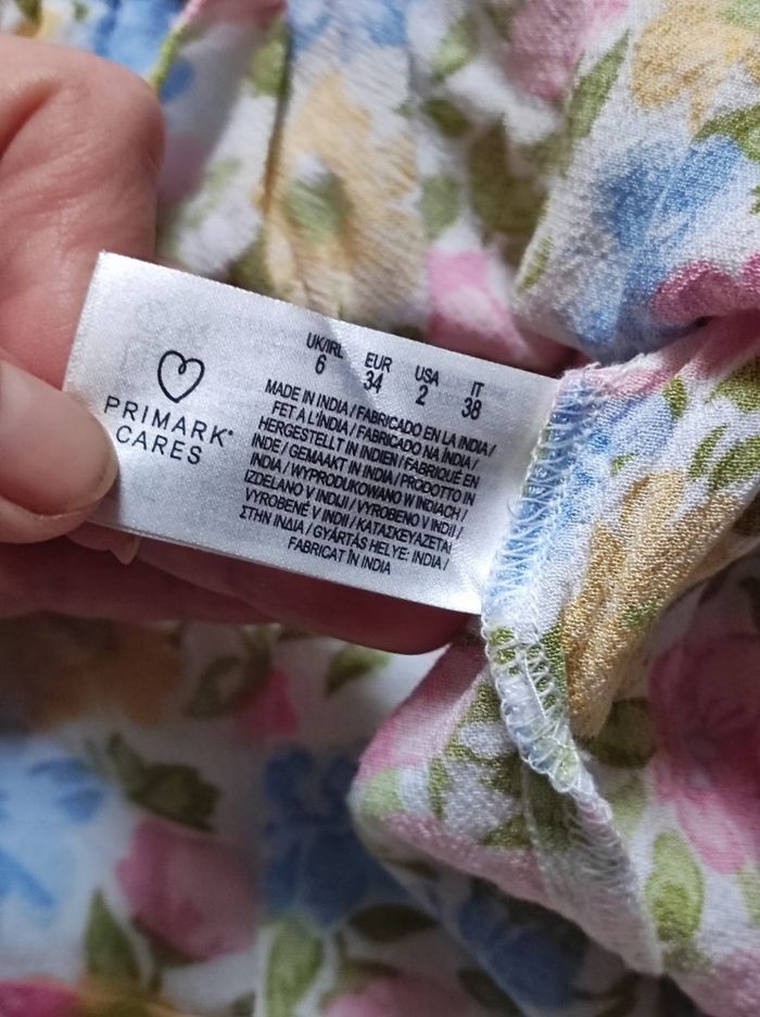 Haut court fleurie taille XS - photo numéro 4