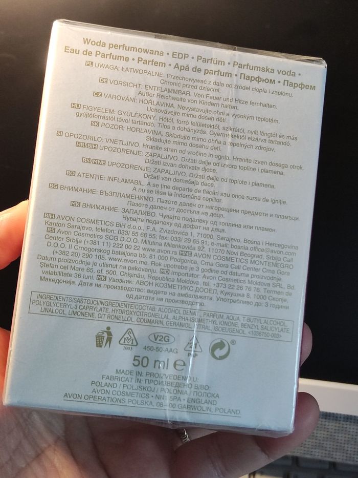 Eau de parfum "Love U" (Avon) - photo numéro 3