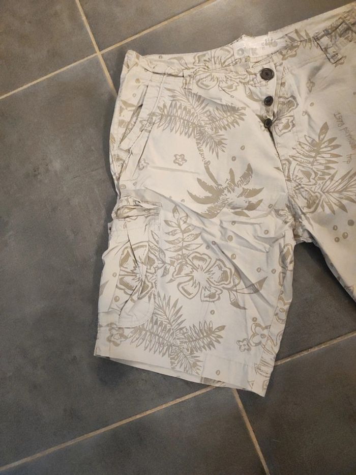 Short homme fleurie - photo numéro 3