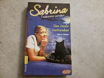 livre Sabrina l'apprentie sorcière une rivale inattendue Diana G. Gallagher