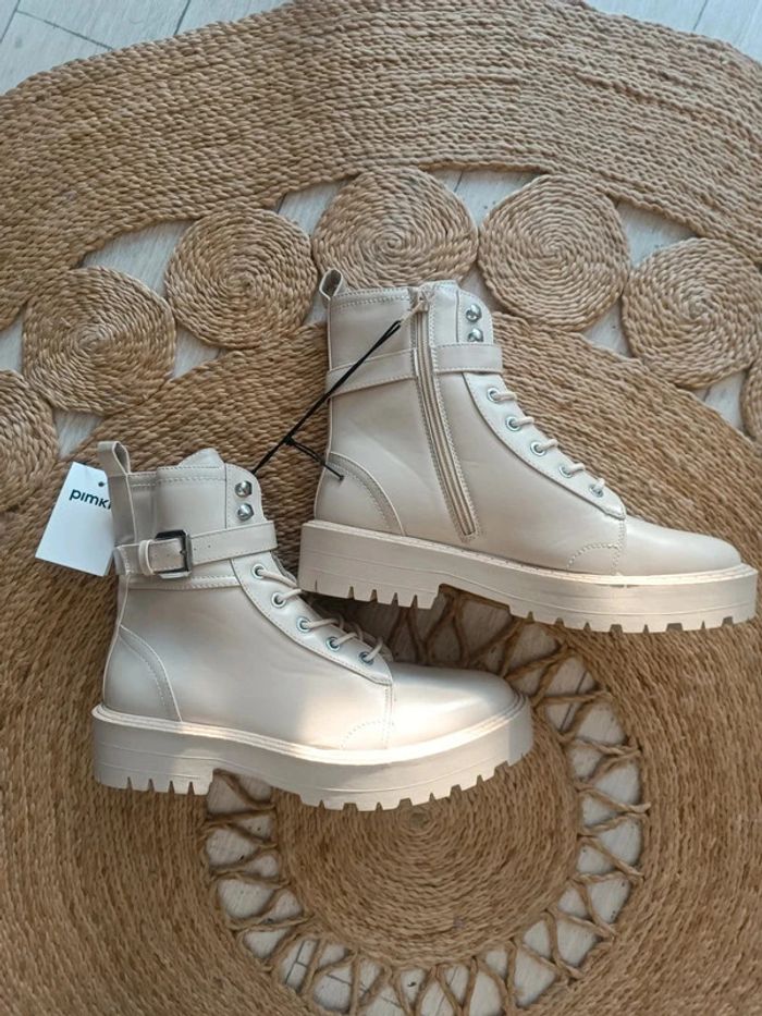 Bottines boots à lacets semelles crantées beige Pimkie Taille 40 Neuf avec étiquettes - photo numéro 2