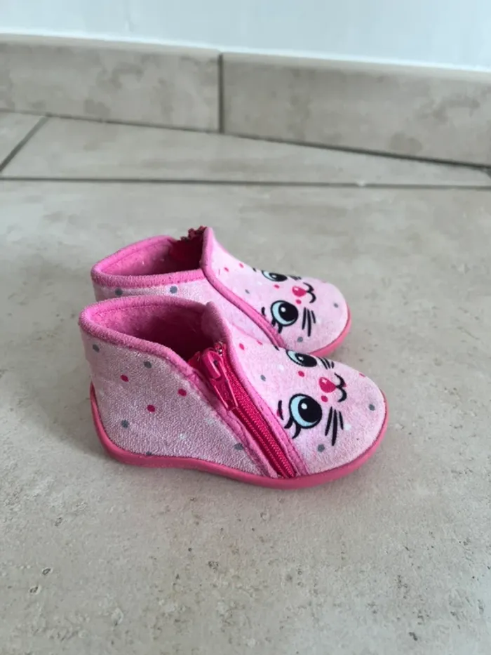 Chaussons taille 19 rose chat toti - photo numéro 2