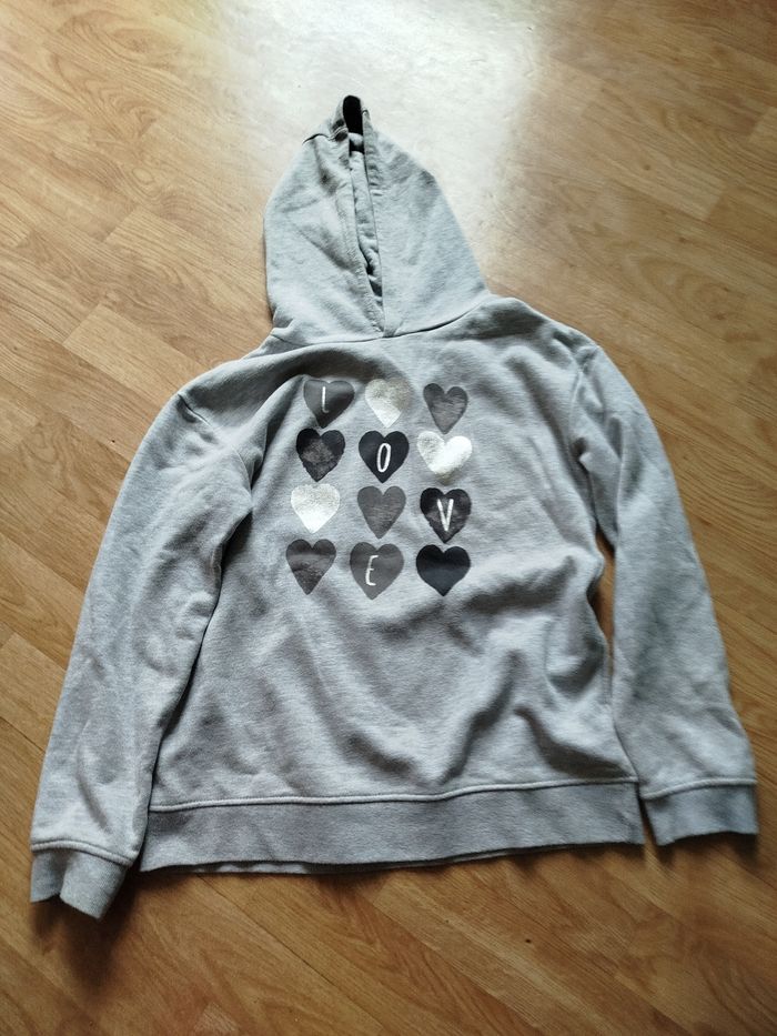 Pull taille 12 ans
