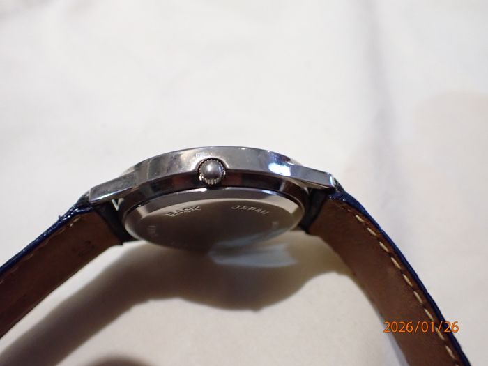 original montre mappemonde ultra plate - photo numéro 4