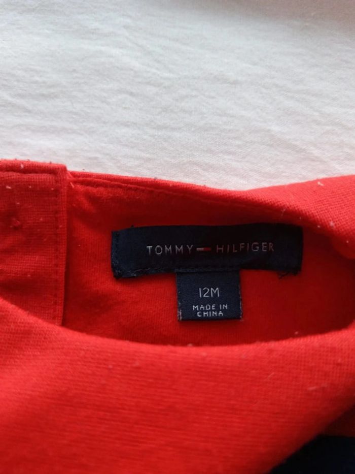 Robe Tommy Hilfiger 12 mois - photo numéro 2