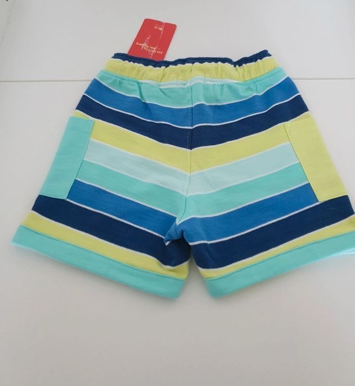 Short neuf 18 mois - photo numéro 3