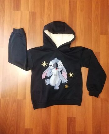 Pull sweat Stitch 10 ans neuf