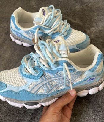 Chaussure asics gel nyc bleu double lacet